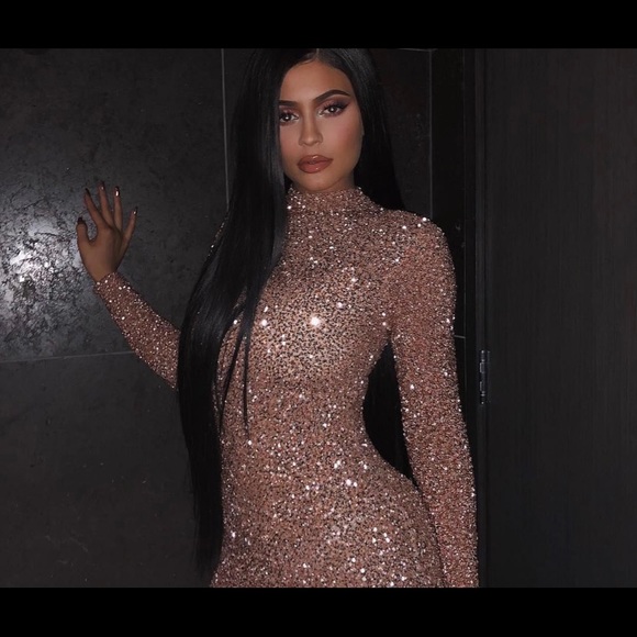 BIRTHDAY EDITION KYLIE MATTE LIQUID LIPSTICKS SET - Picture 11 of 16